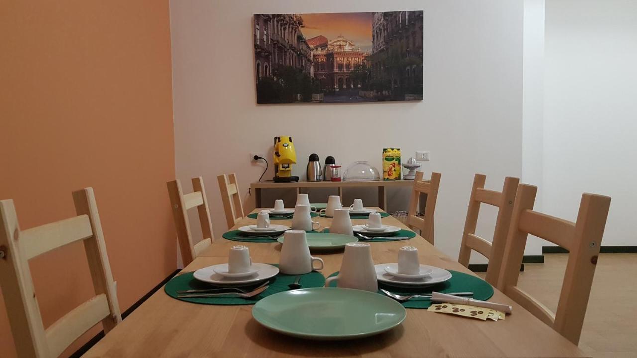 La Casa Del Viaggiatore Catane Extérieur photo